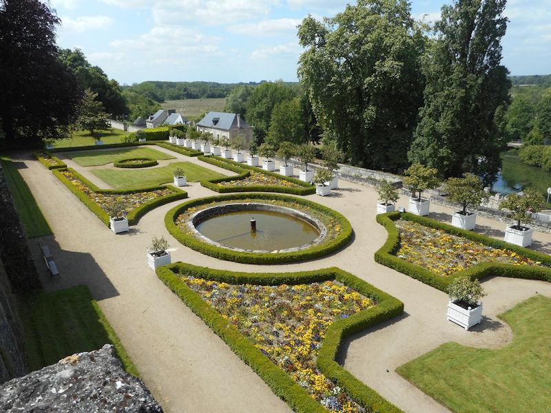 A list of some notable gardens in Touraine